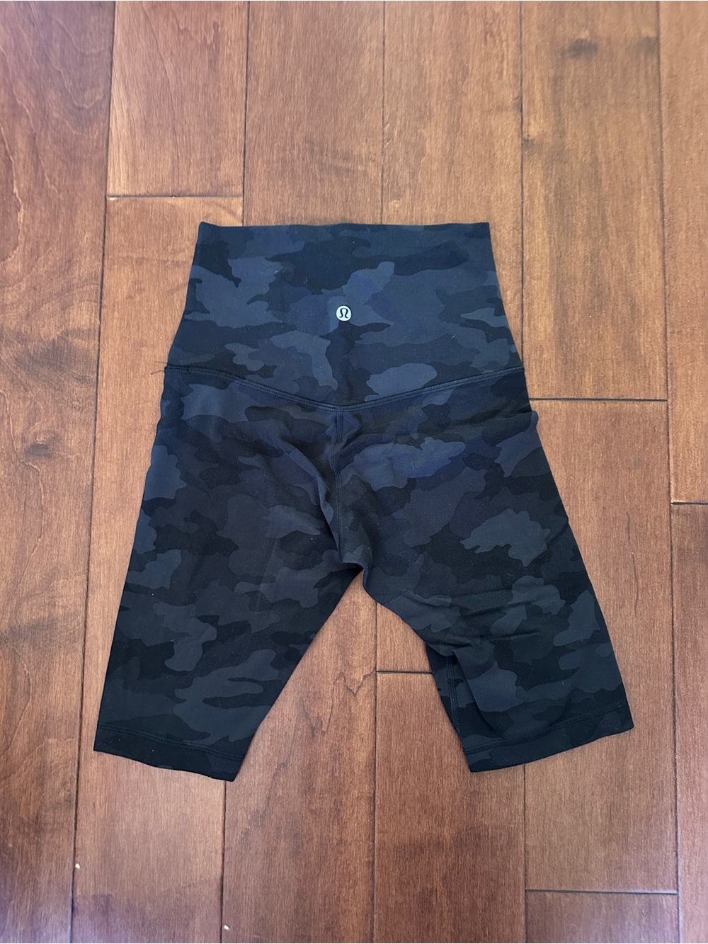 Lululemon Black Camo High-Rise Align Shorts Size 4